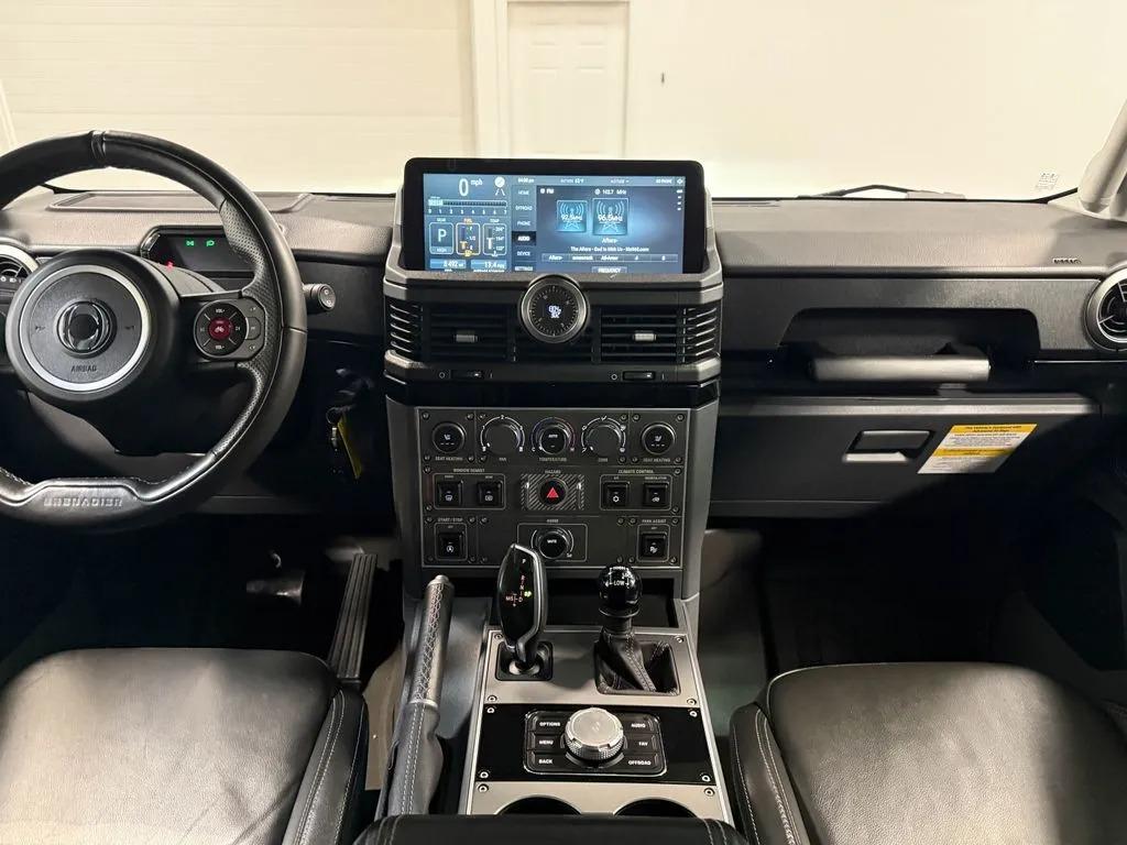 2024 INEOS Grenadier Station Wagon Base