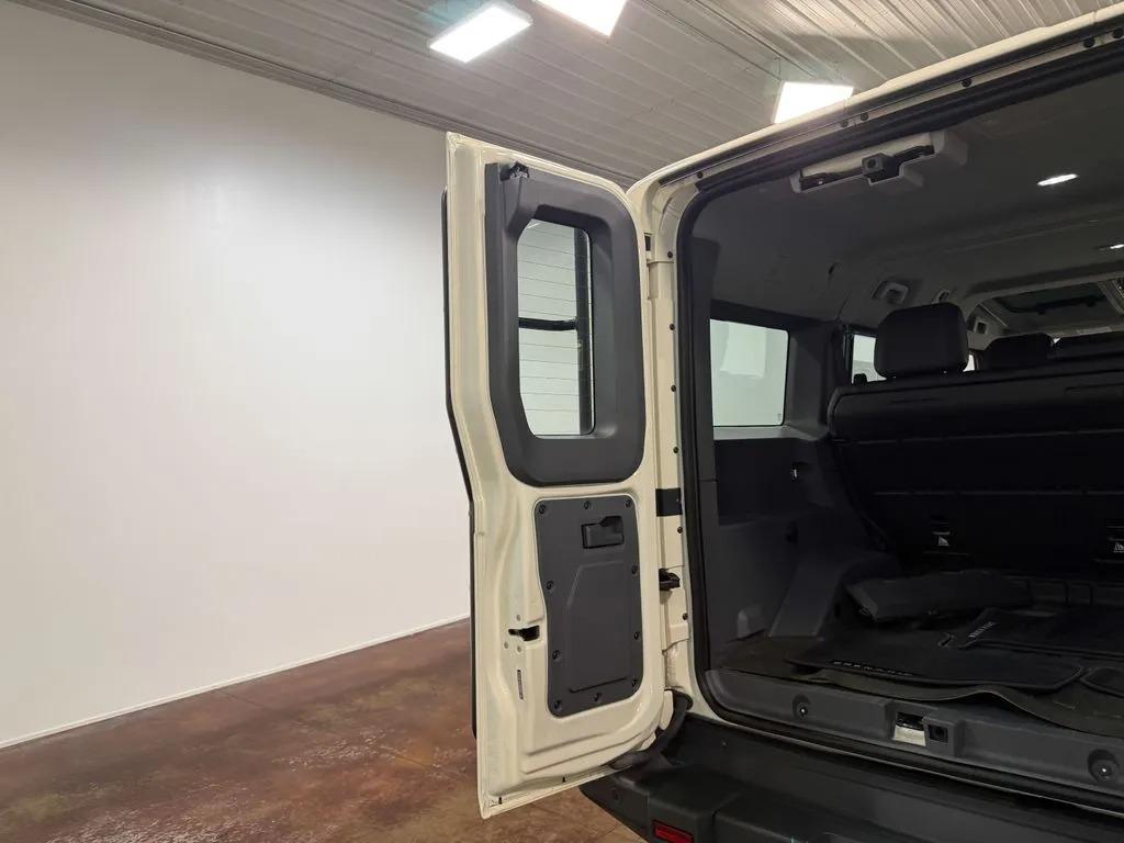 2024 INEOS Grenadier Station Wagon Base