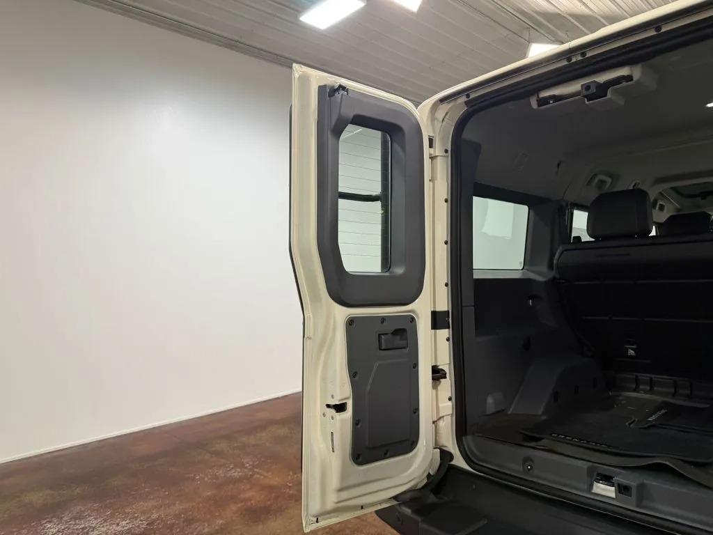 2024 INEOS Grenadier Station Wagon Base