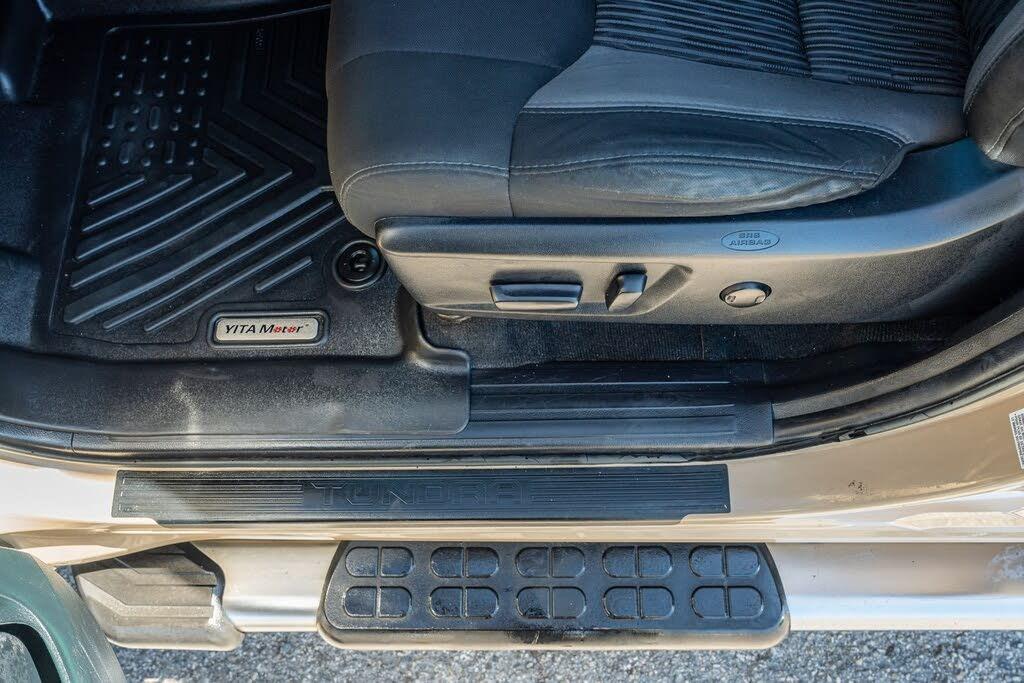 2017 Toyota Tundra SR5