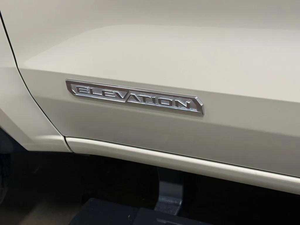 2023 GMC Canyon Elevation