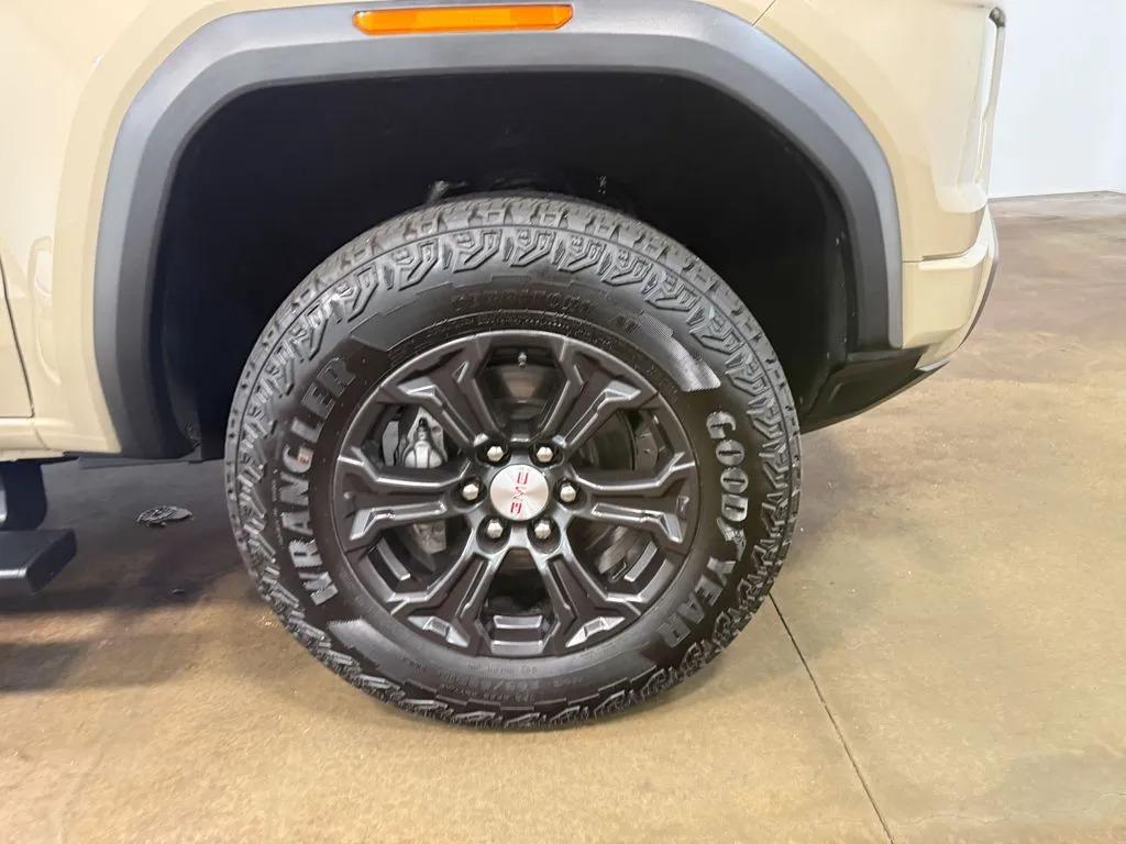 2023 GMC Canyon Elevation