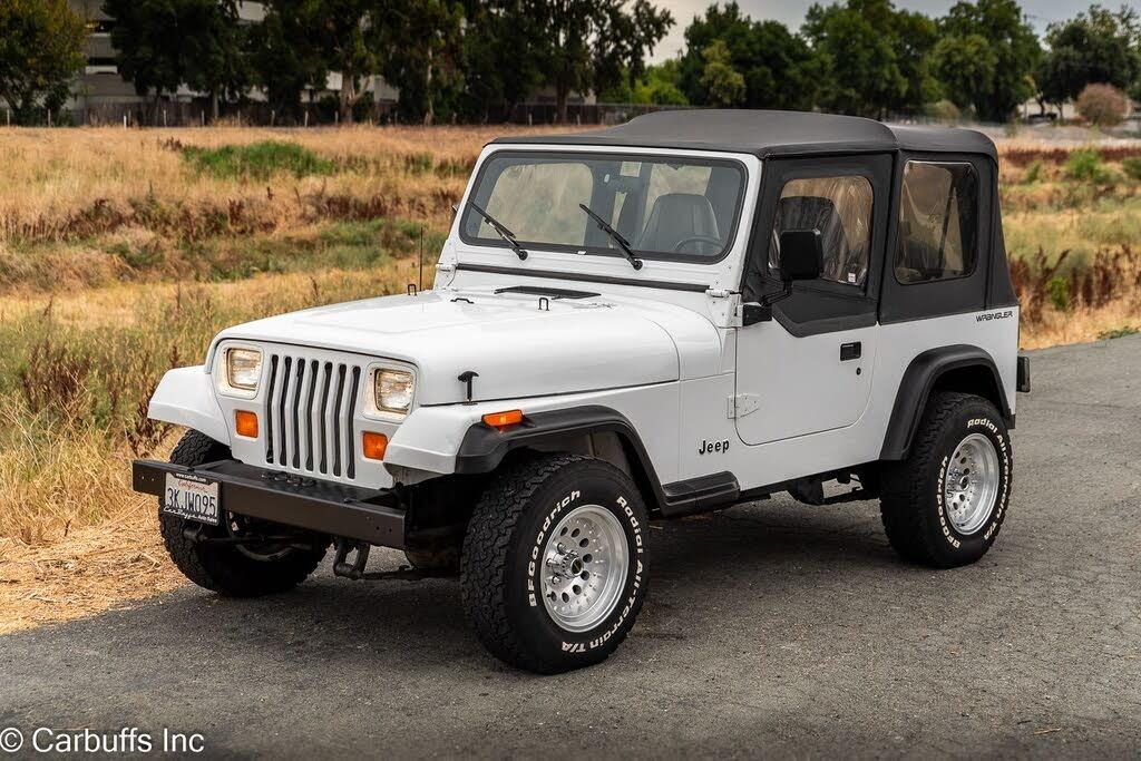 1995 Jeep Wrangler S - 2