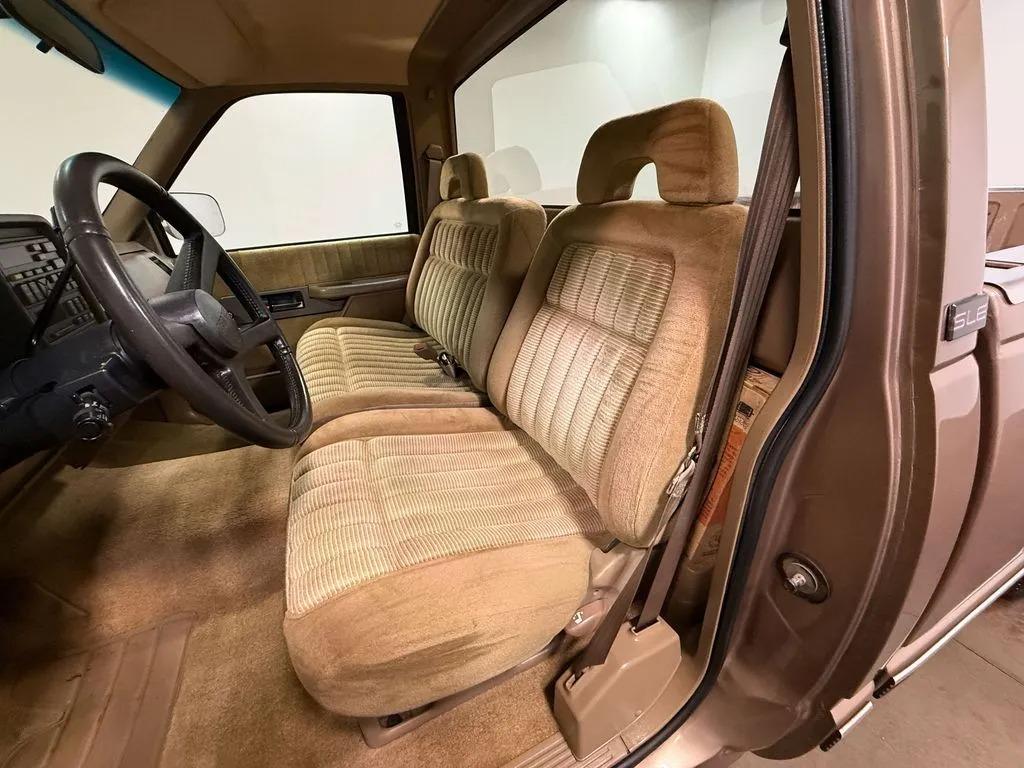 1994 GMC C1500 SL