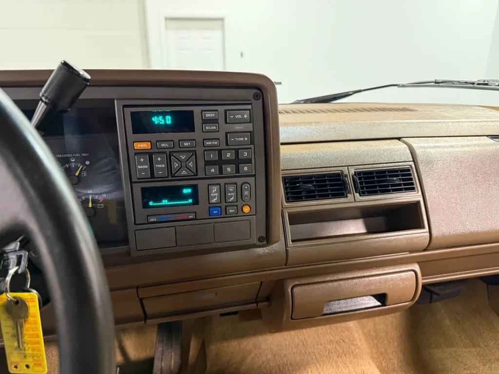 1994 GMC C1500 SL