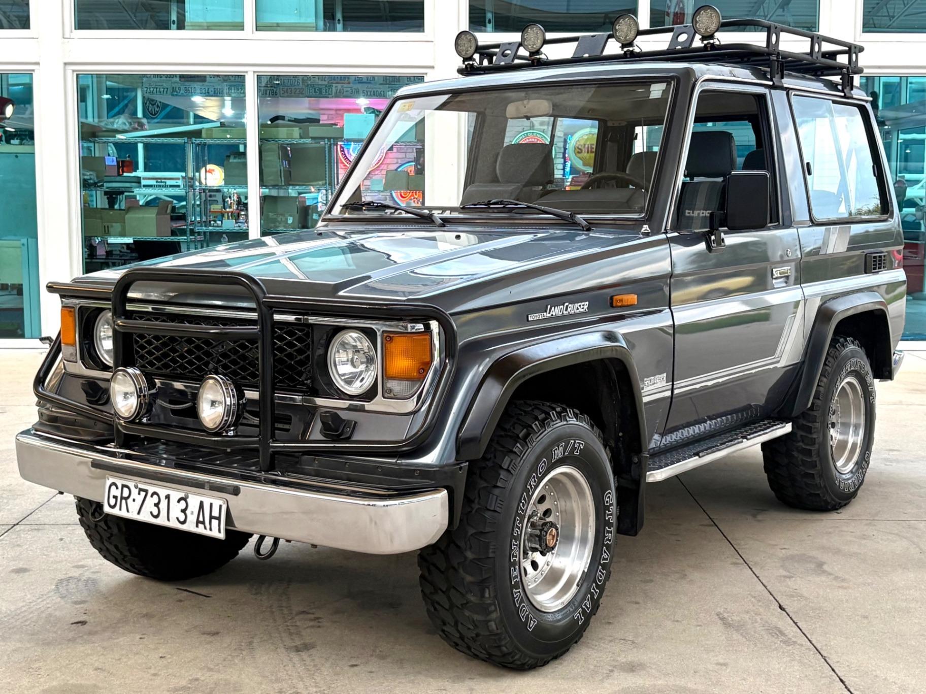  Toyota Land Cruiser