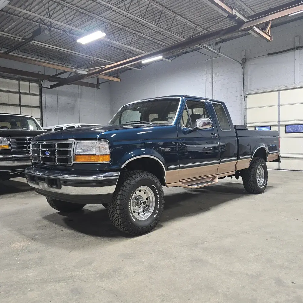 74k-Mile 1995 Ford F-150 Eddie Bauer - 5