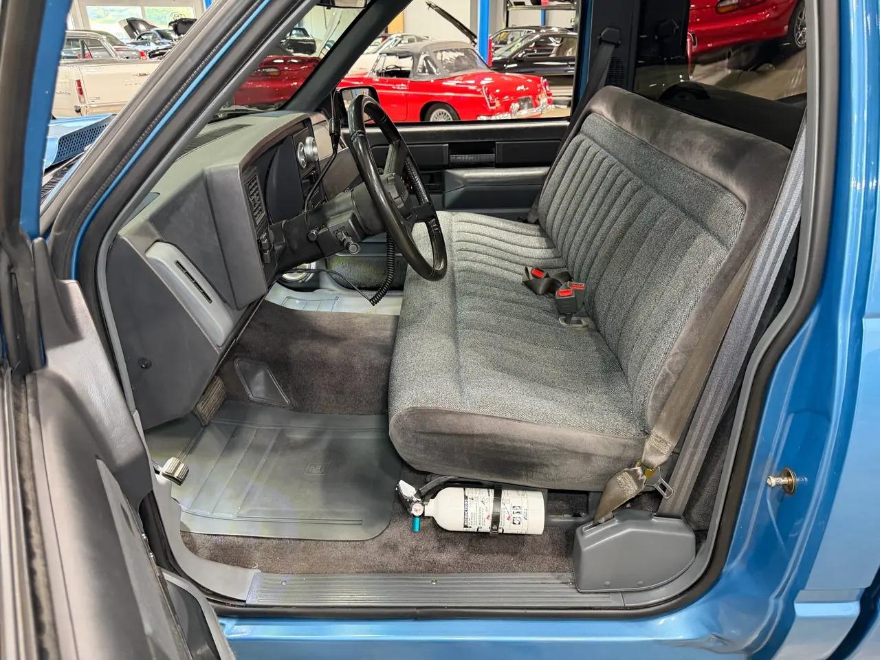 Frame-Off Restomod 1988 Chevrolet C1500