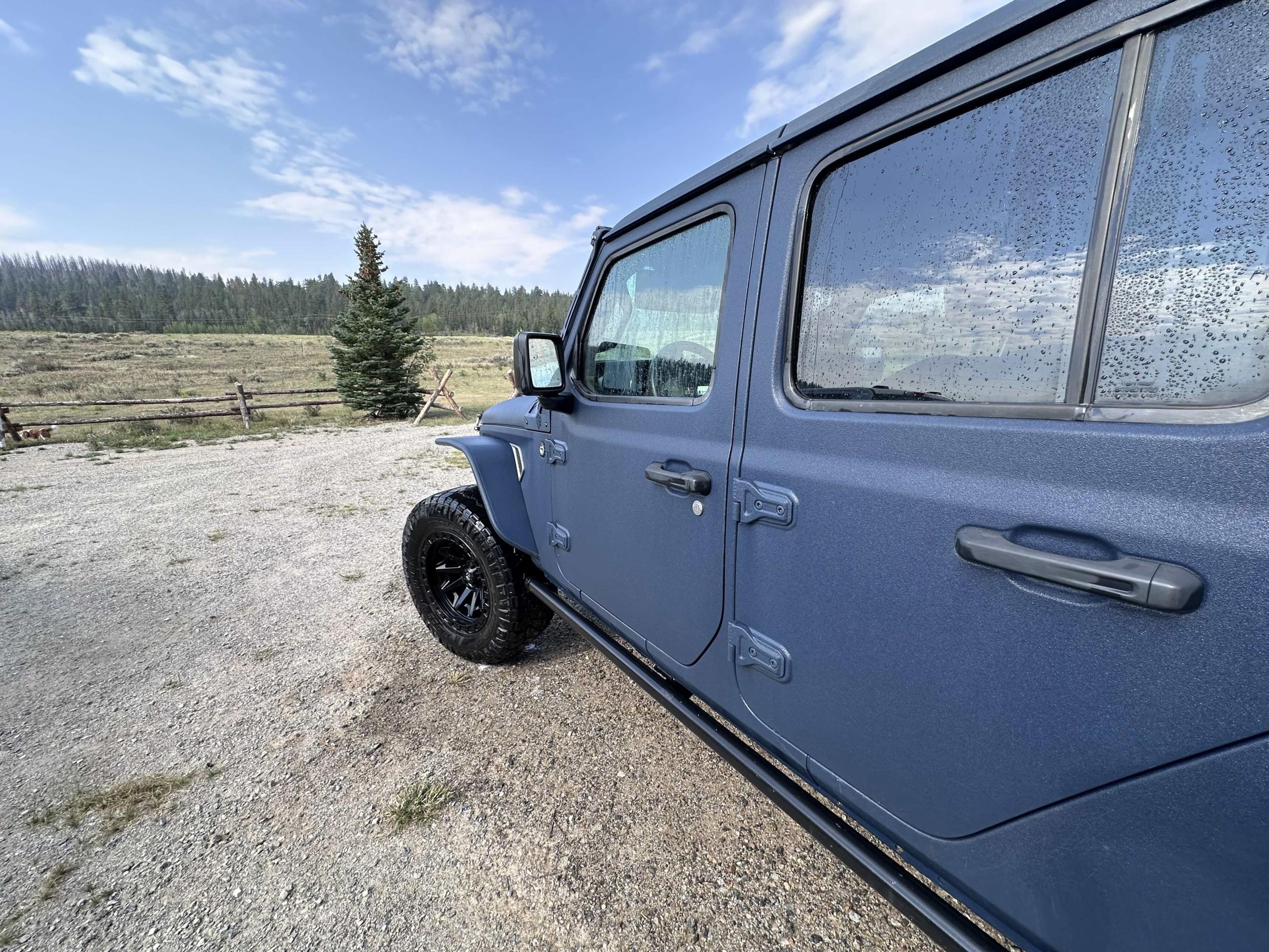 Modified 2023 Jeep Gladiator Sport S - 4