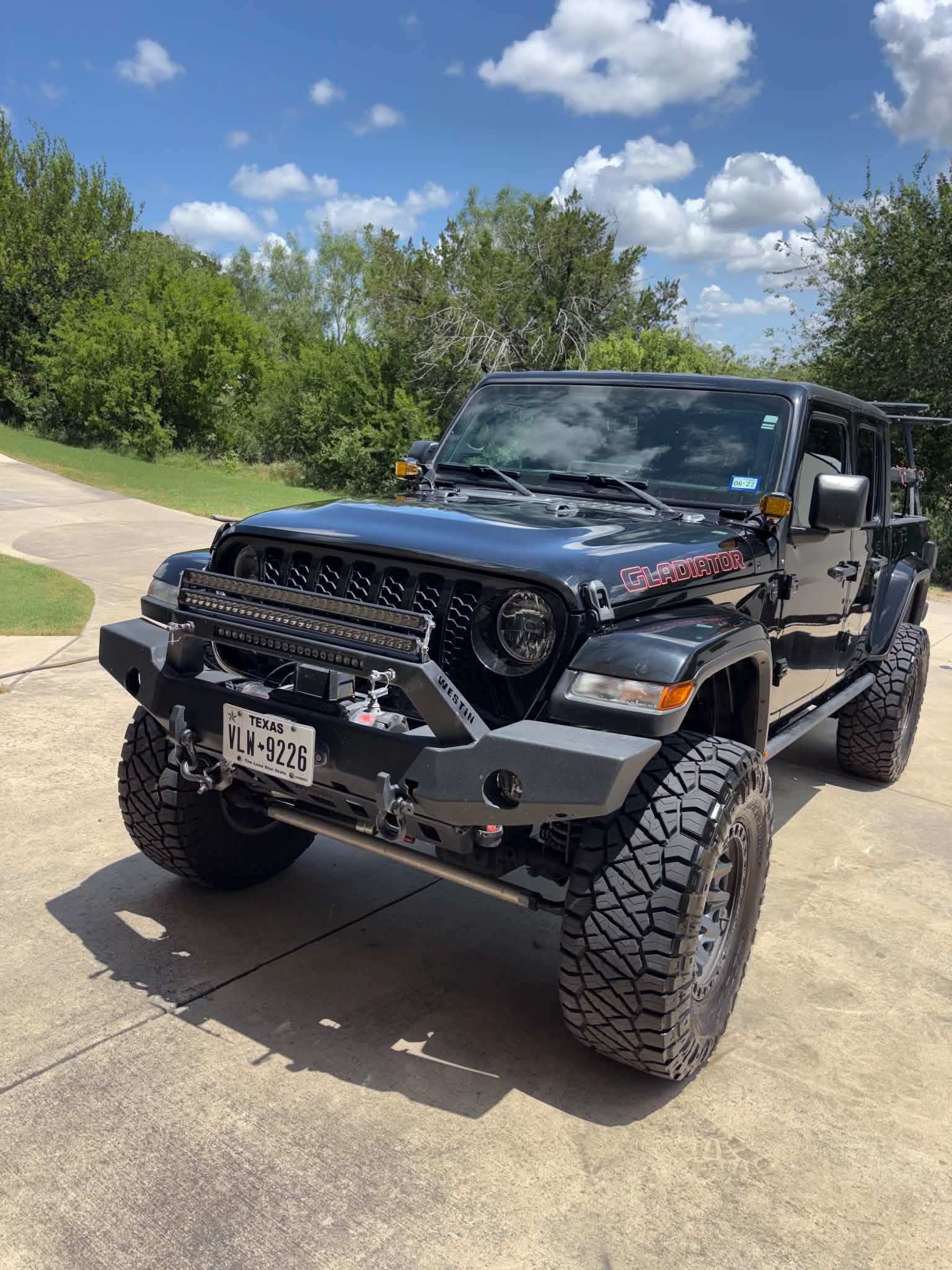 2021 Jeep Gladiator Willys - 3