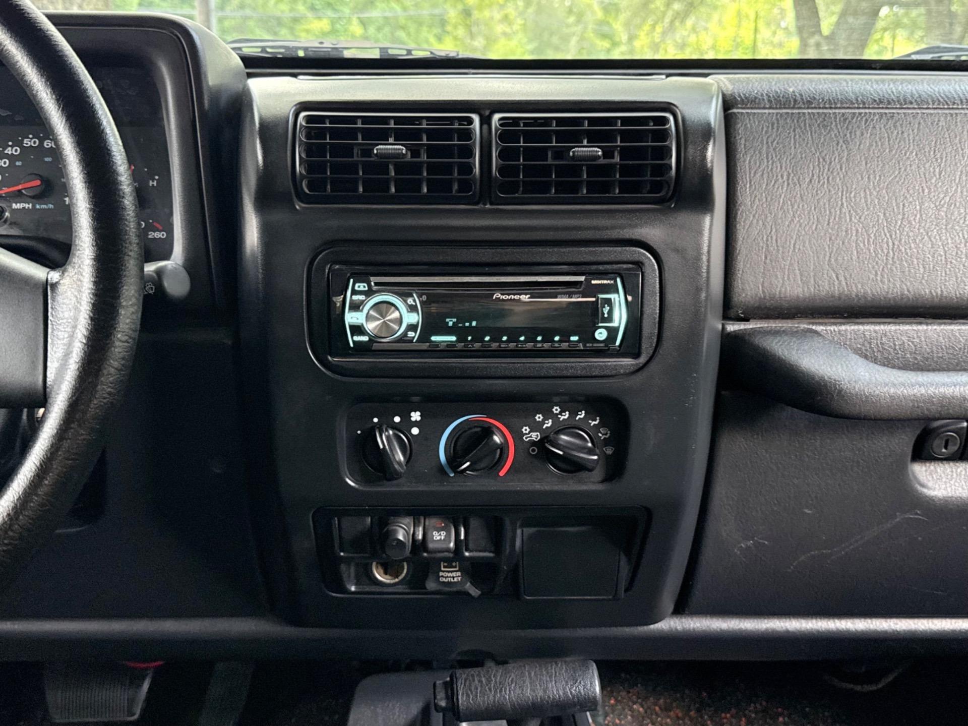 2004 Jeep Wrangler X Willys Edition