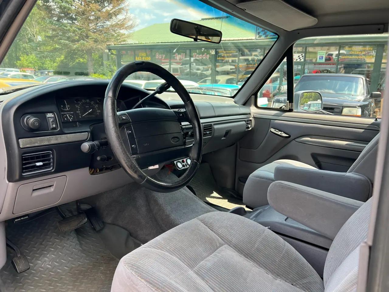 1995 Ford Bronco XLT