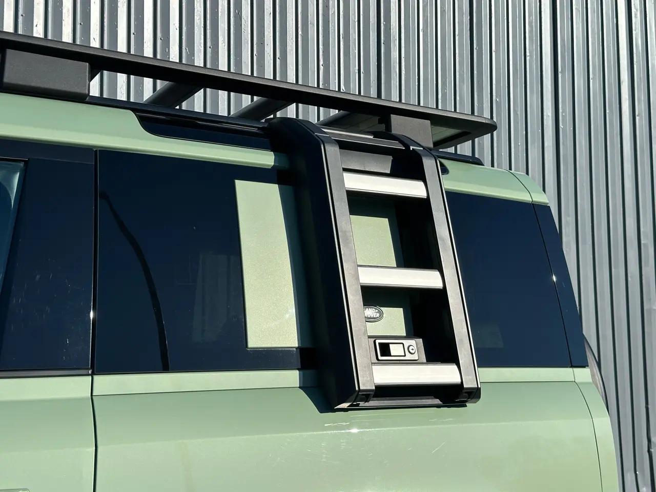 2023 Land Rover Defender 90 75th Anniversary