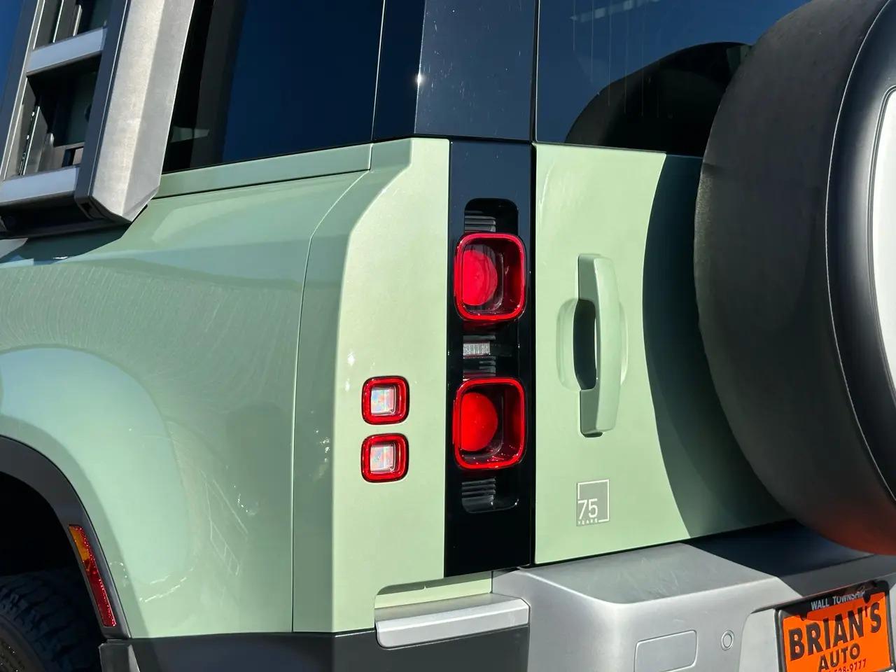 2023 Land Rover Defender 90 75th Anniversary