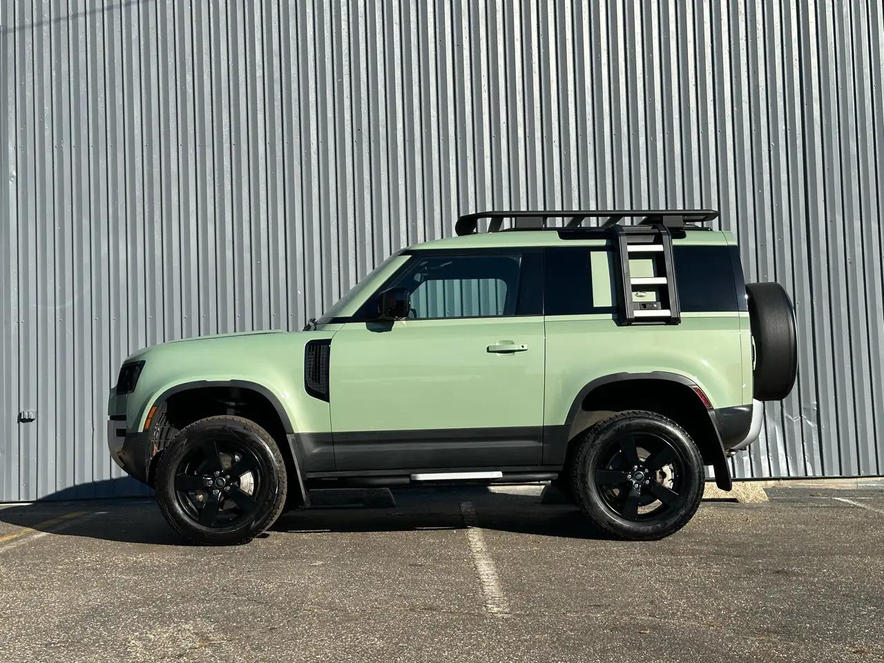 2023 Land Rover Defender 90 75th Anniversary