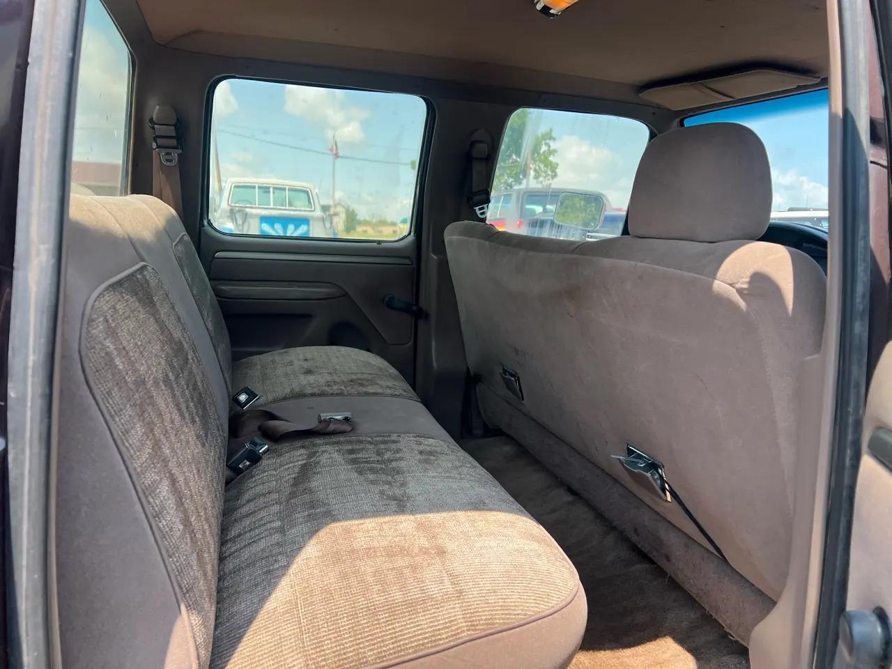 1993 Ford F-350 Crew Cab XLT