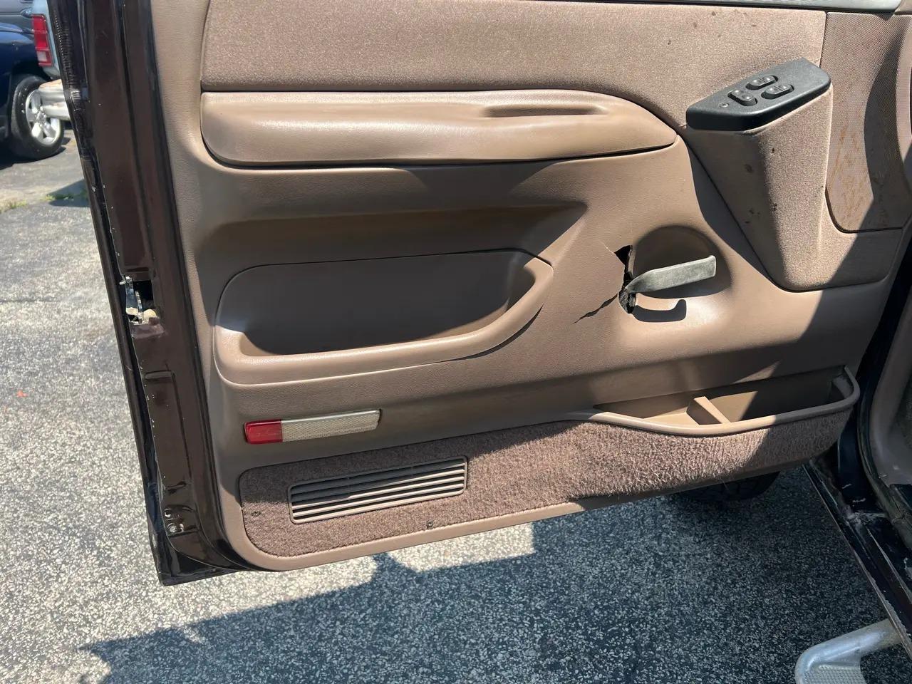 1993 Ford F-350 Crew Cab XLT