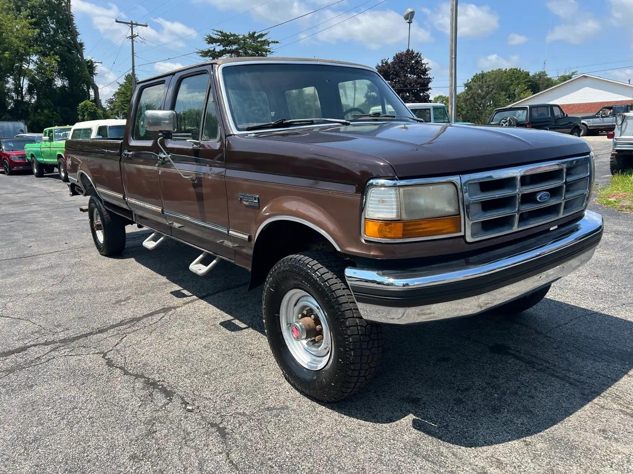 1993 Ford F-350 Crew Cab XLT - 2