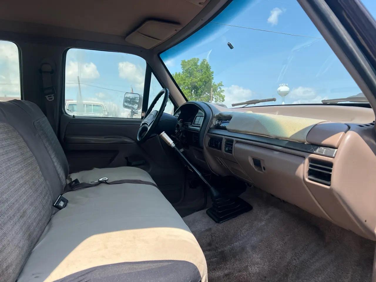 1993 Ford F-350 Crew Cab XLT