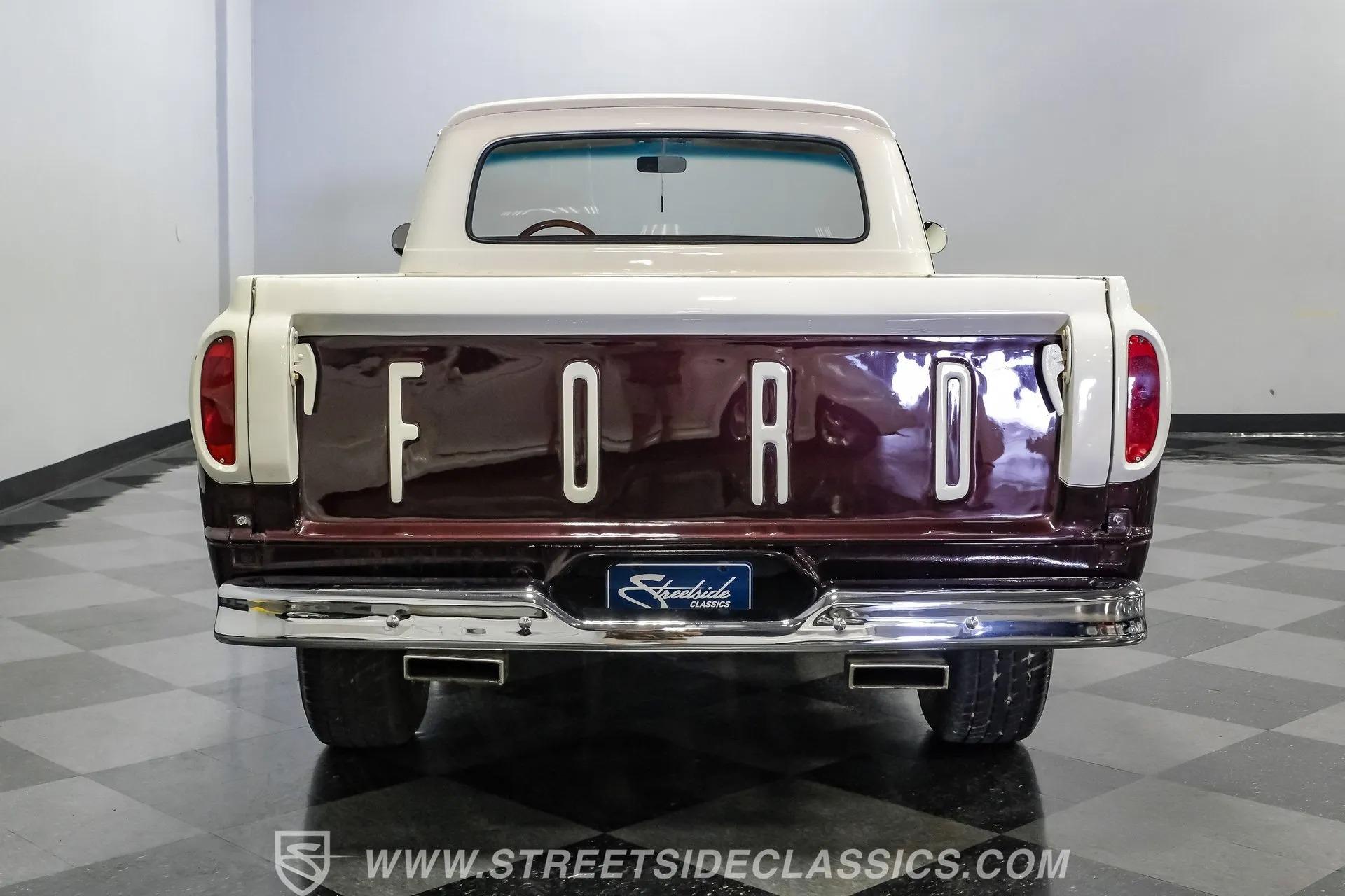 1961 Ford F-100