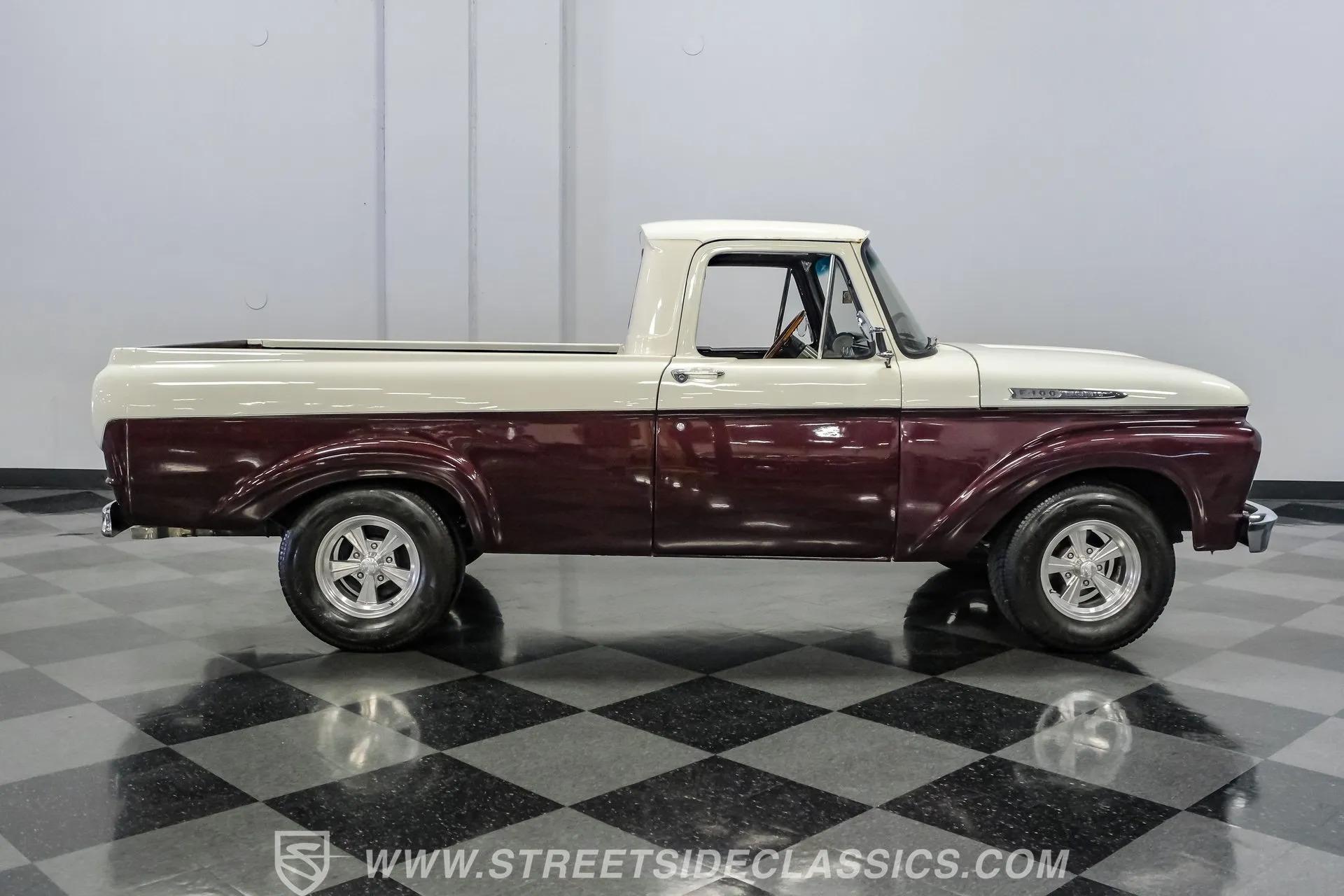 1961 Ford F-100