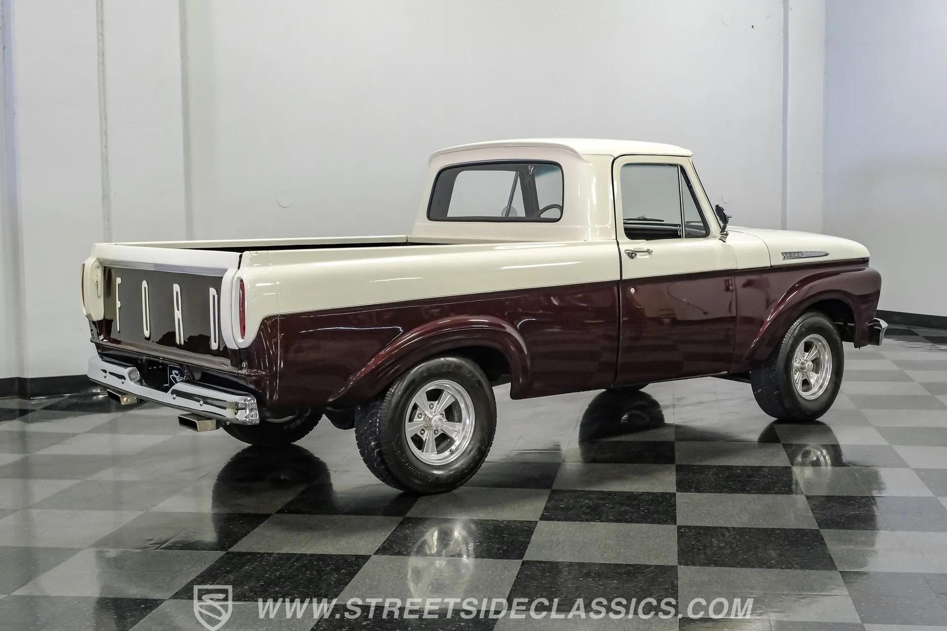 1961 Ford F-100
