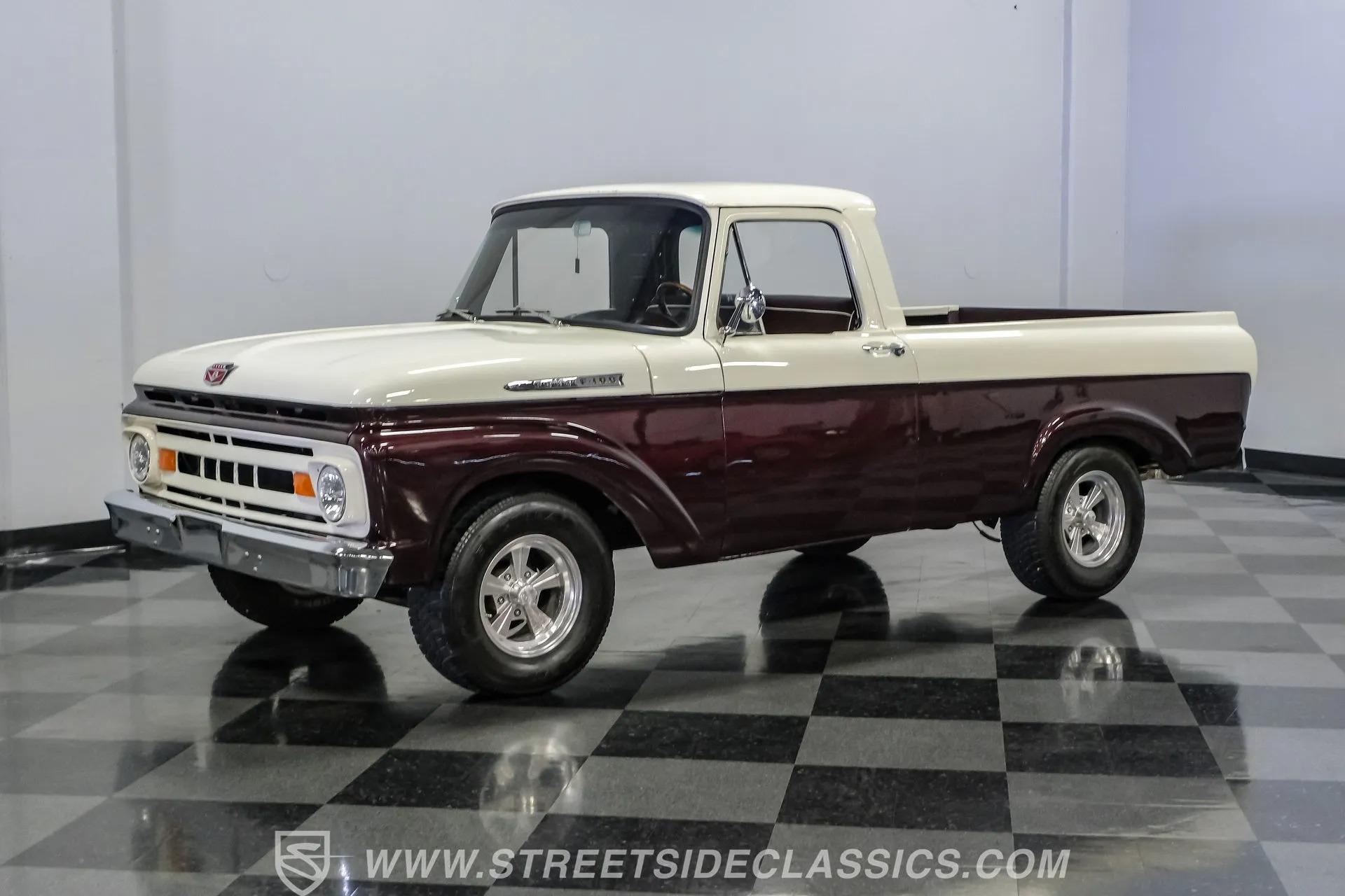 1961 Ford F-100 - 3