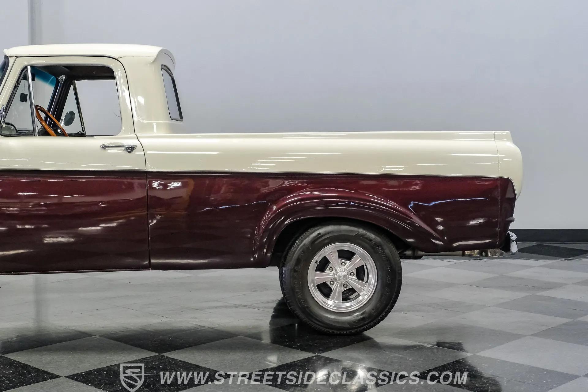 1961 Ford F-100