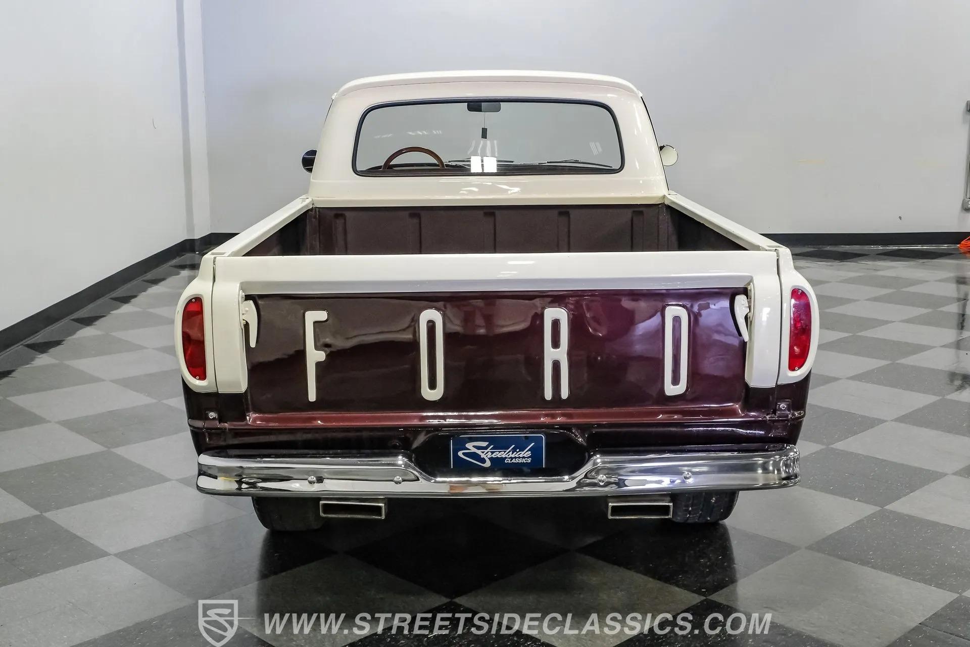1961 Ford F-100