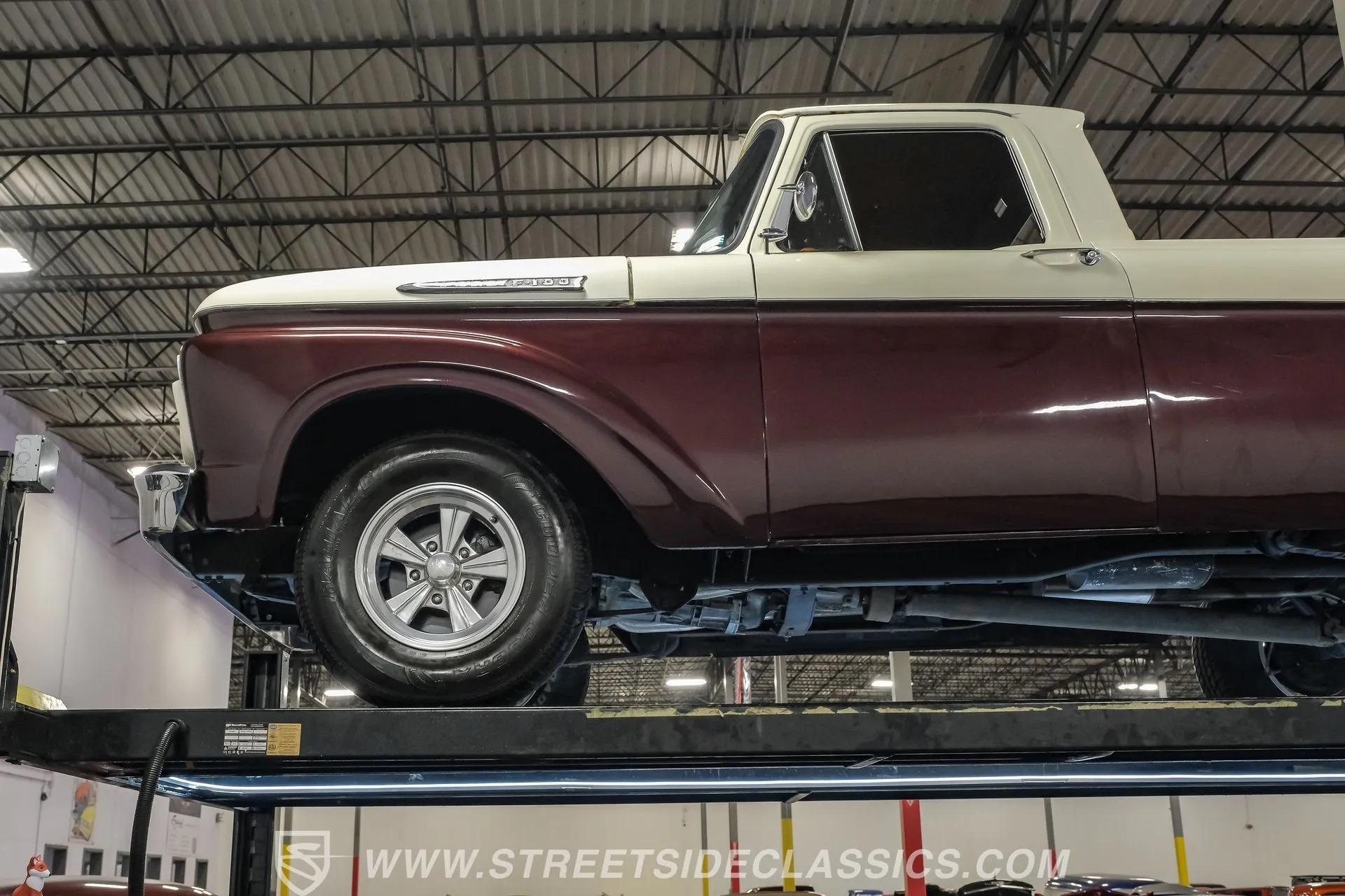 1961 Ford F-100