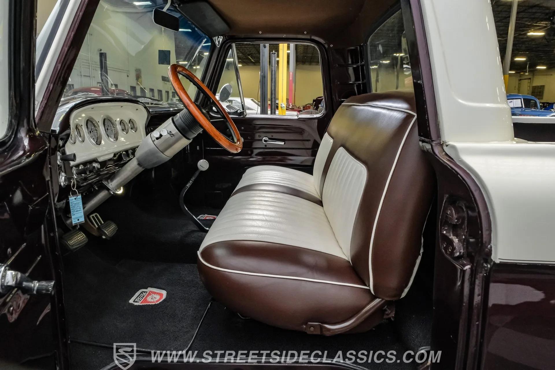 1961 Ford F-100