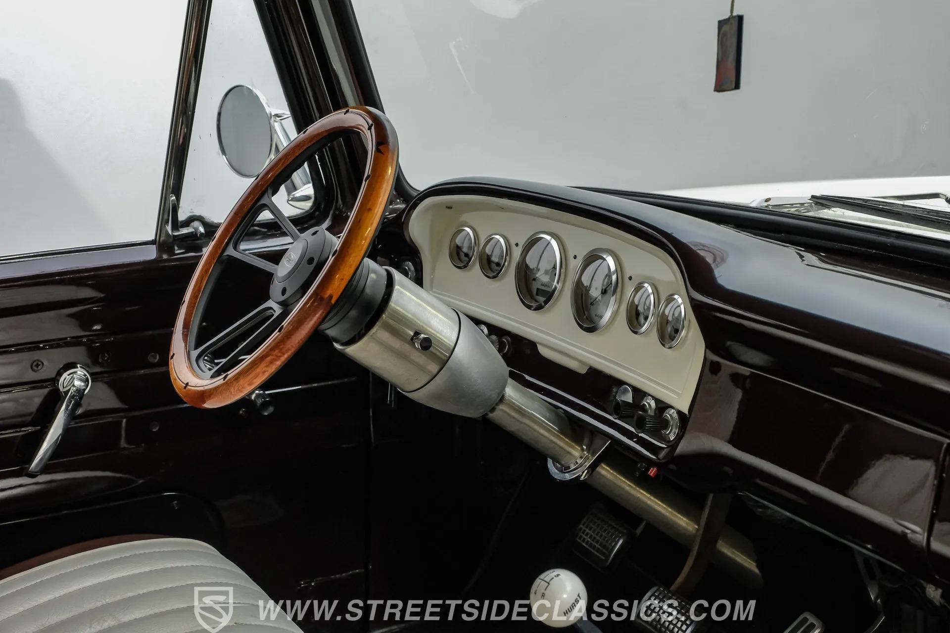 1961 Ford F-100