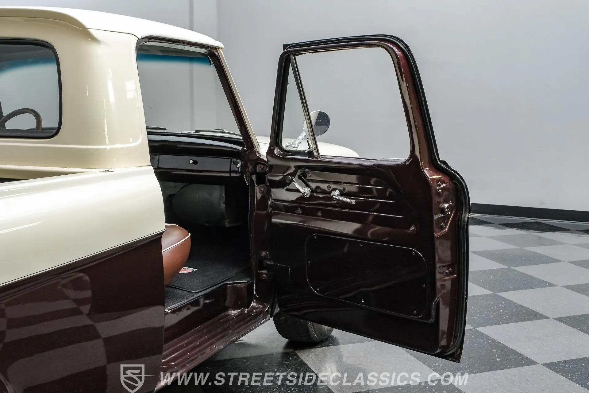 1961 Ford F-100
