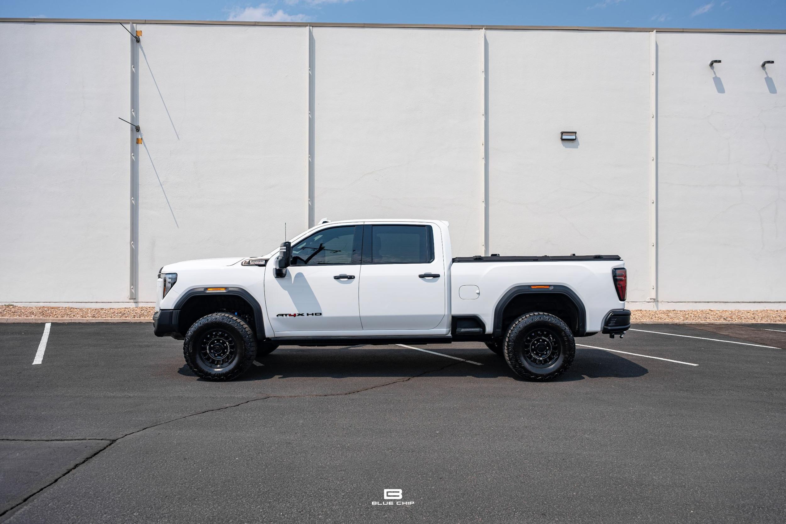 2024 GMC Sierra 2500 AT4X AEV Edition - 2