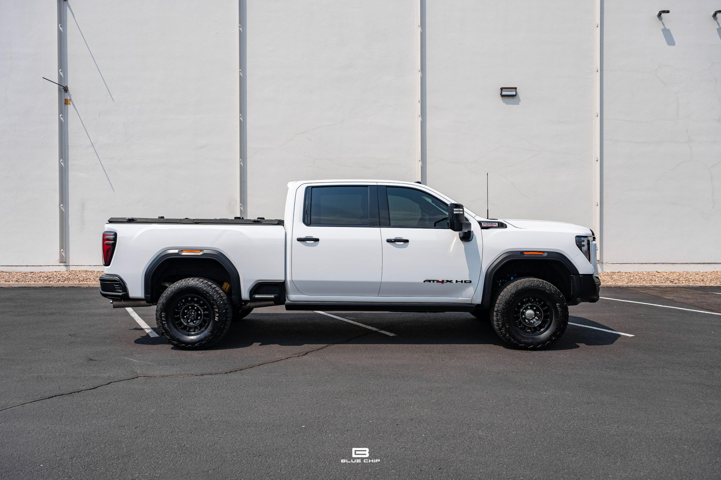 2024 GMC Sierra 2500 AT4X AEV Edition