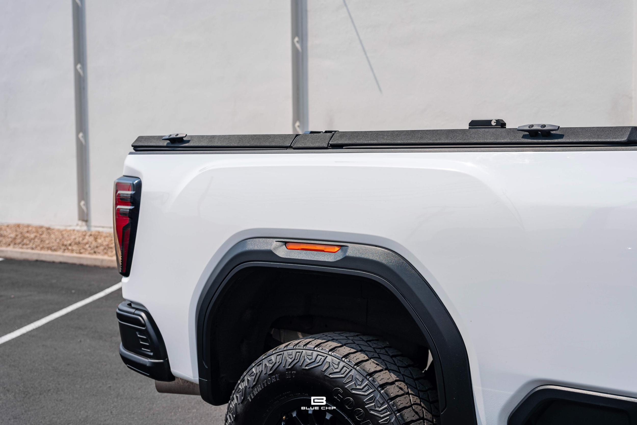 2024 GMC Sierra 2500 AT4X AEV Edition