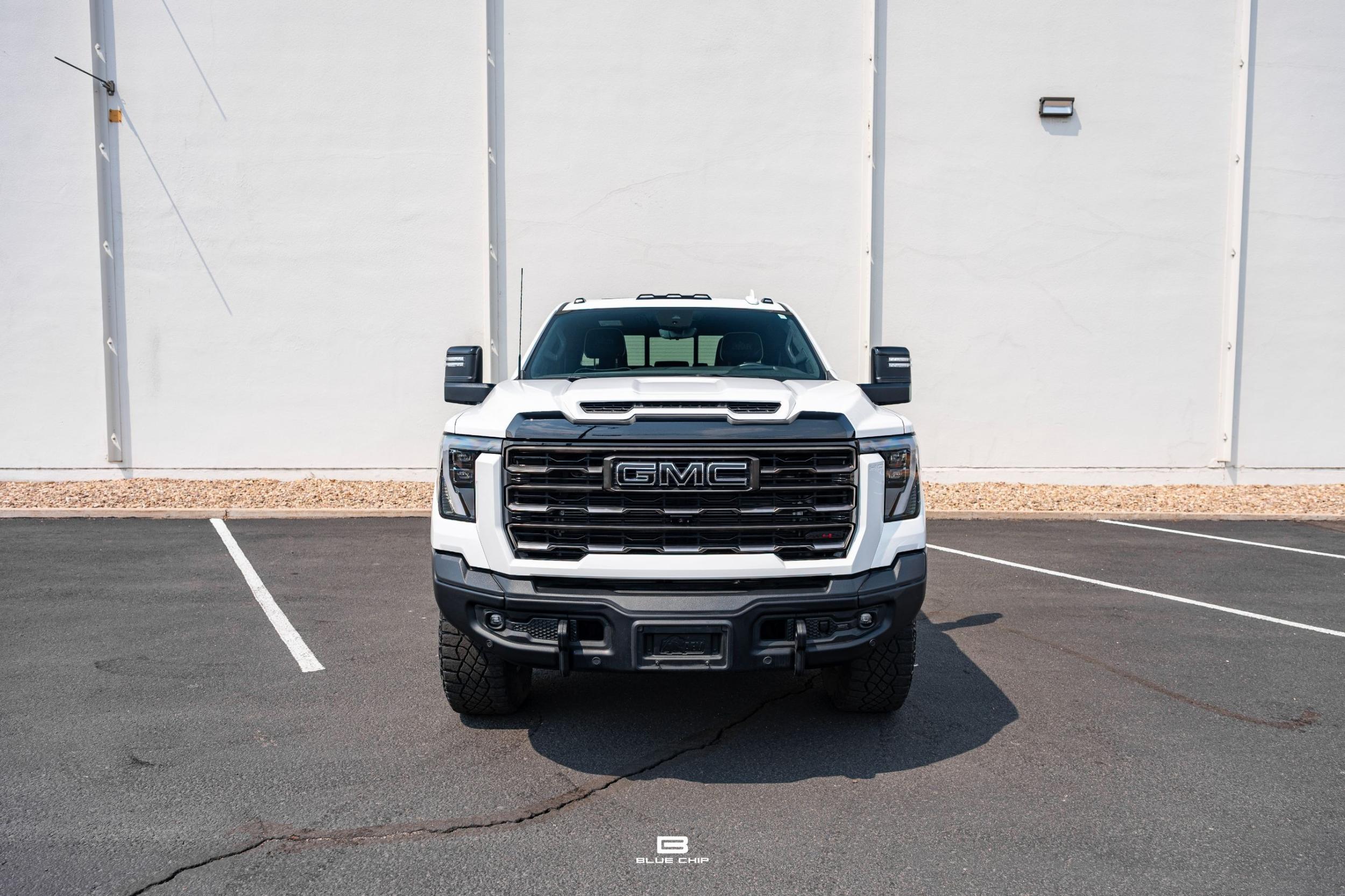 2024 GMC Sierra 2500 AT4X AEV Edition