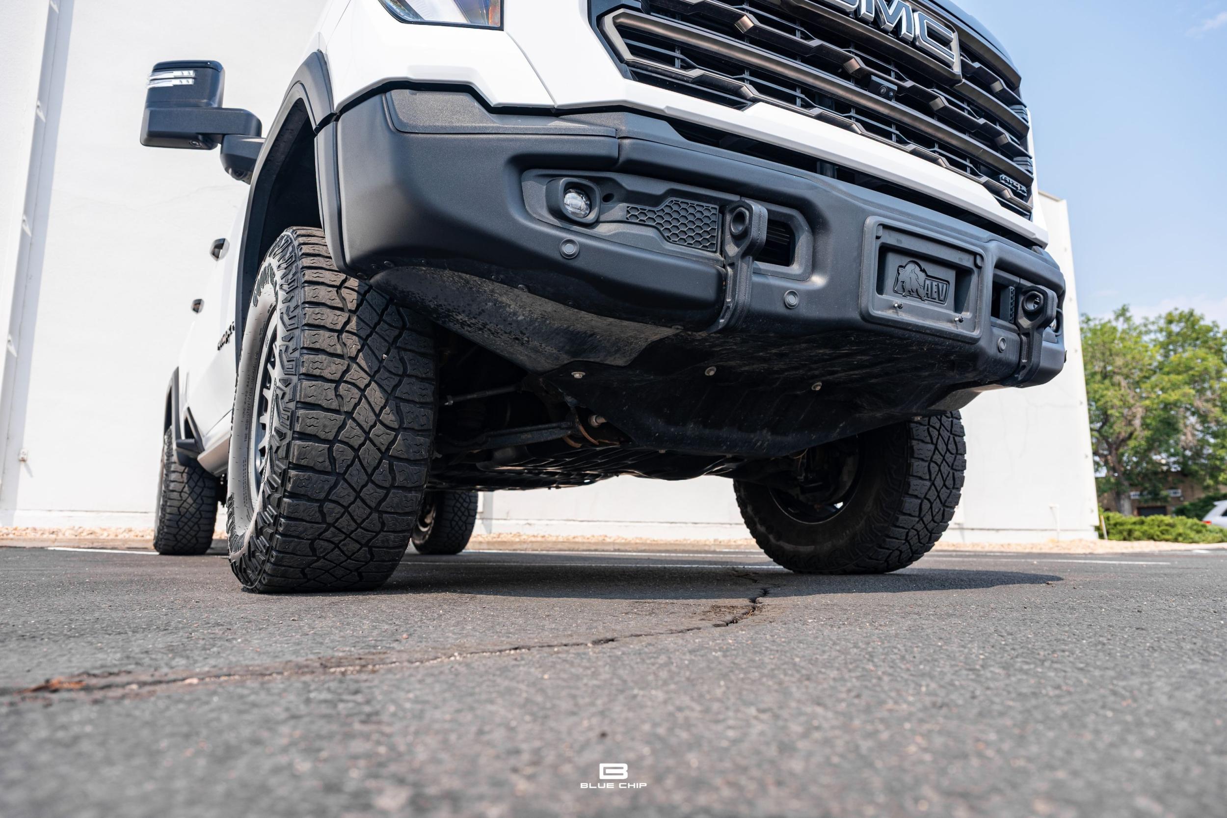 2024 GMC Sierra 2500 AT4X AEV Edition