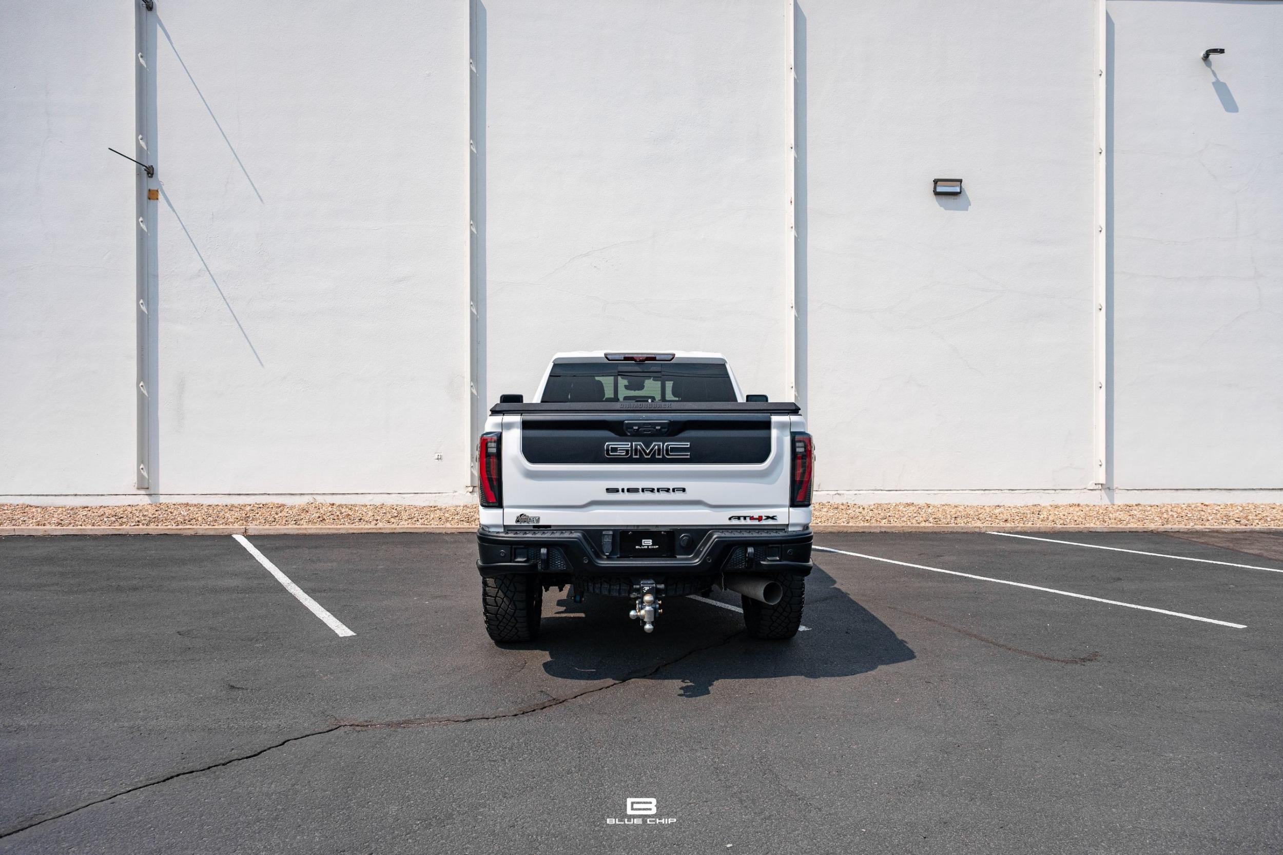 2024 GMC Sierra 2500 AT4X AEV Edition