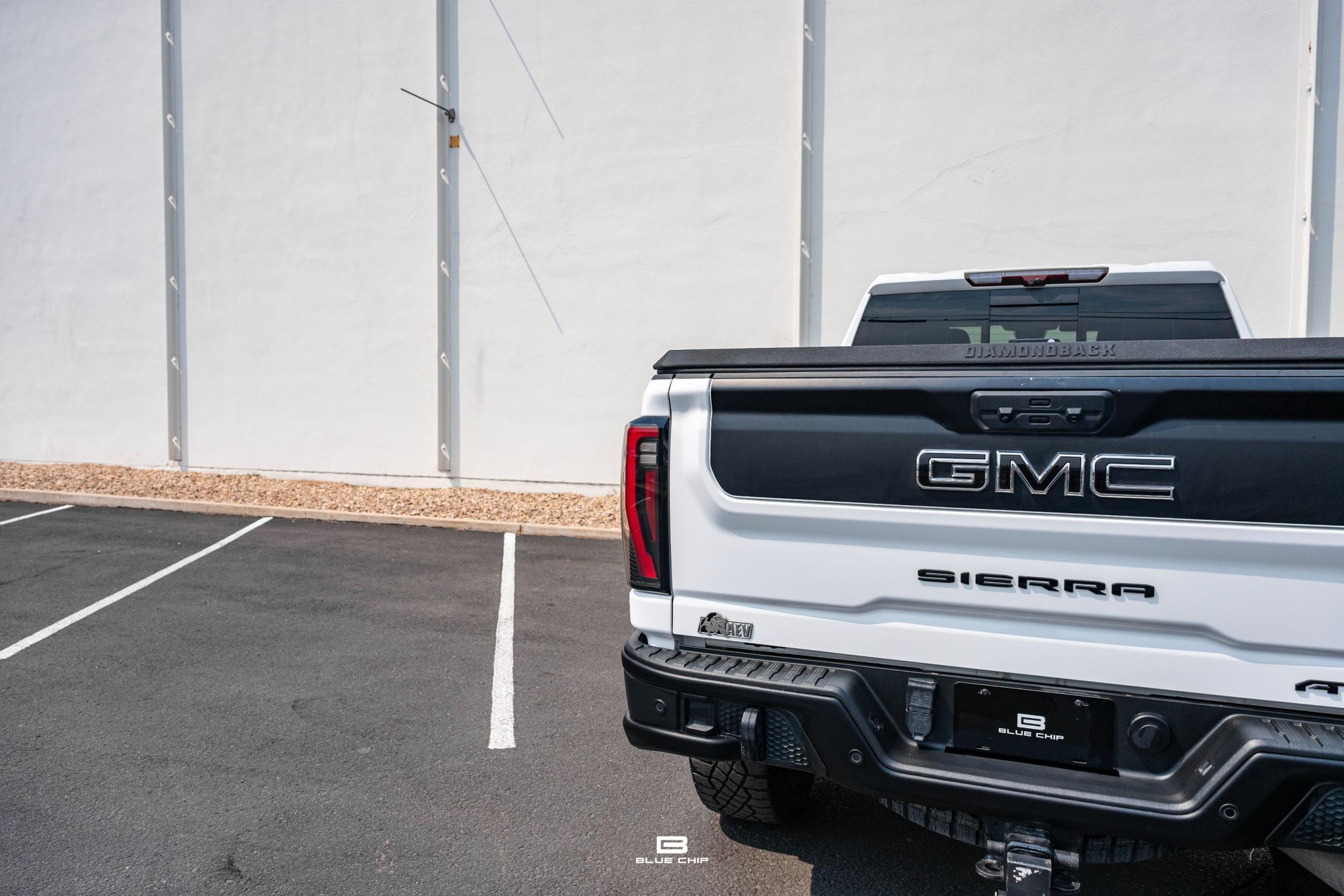 2024 GMC Sierra 2500 AT4X AEV Edition