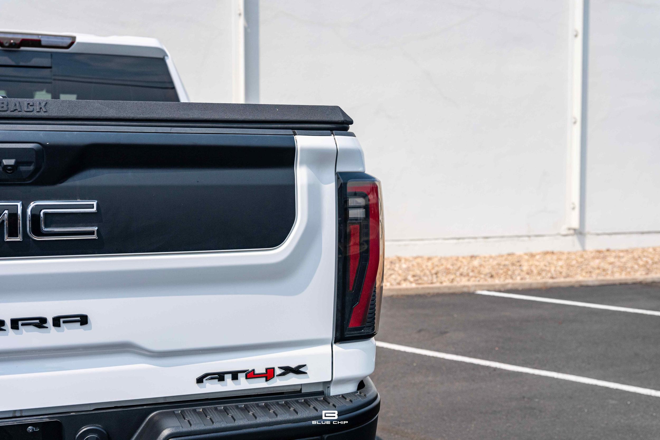 2024 GMC Sierra 2500 AT4X AEV Edition