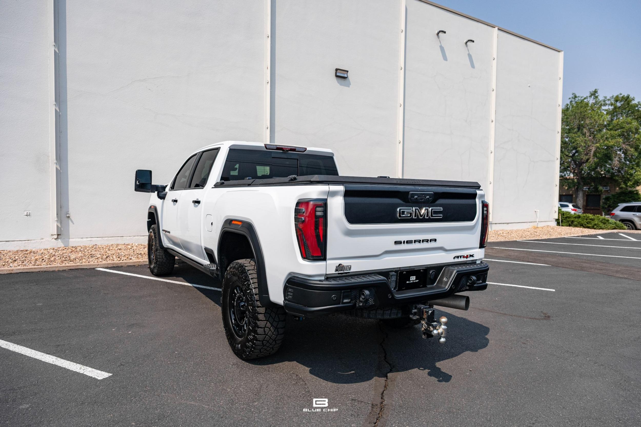 2024 GMC Sierra 2500 AT4X AEV Edition