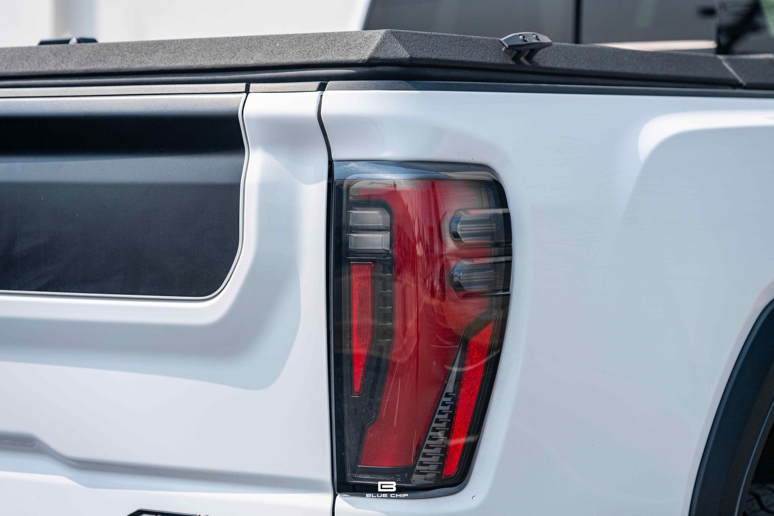 2024 GMC Sierra 2500 AT4X AEV Edition