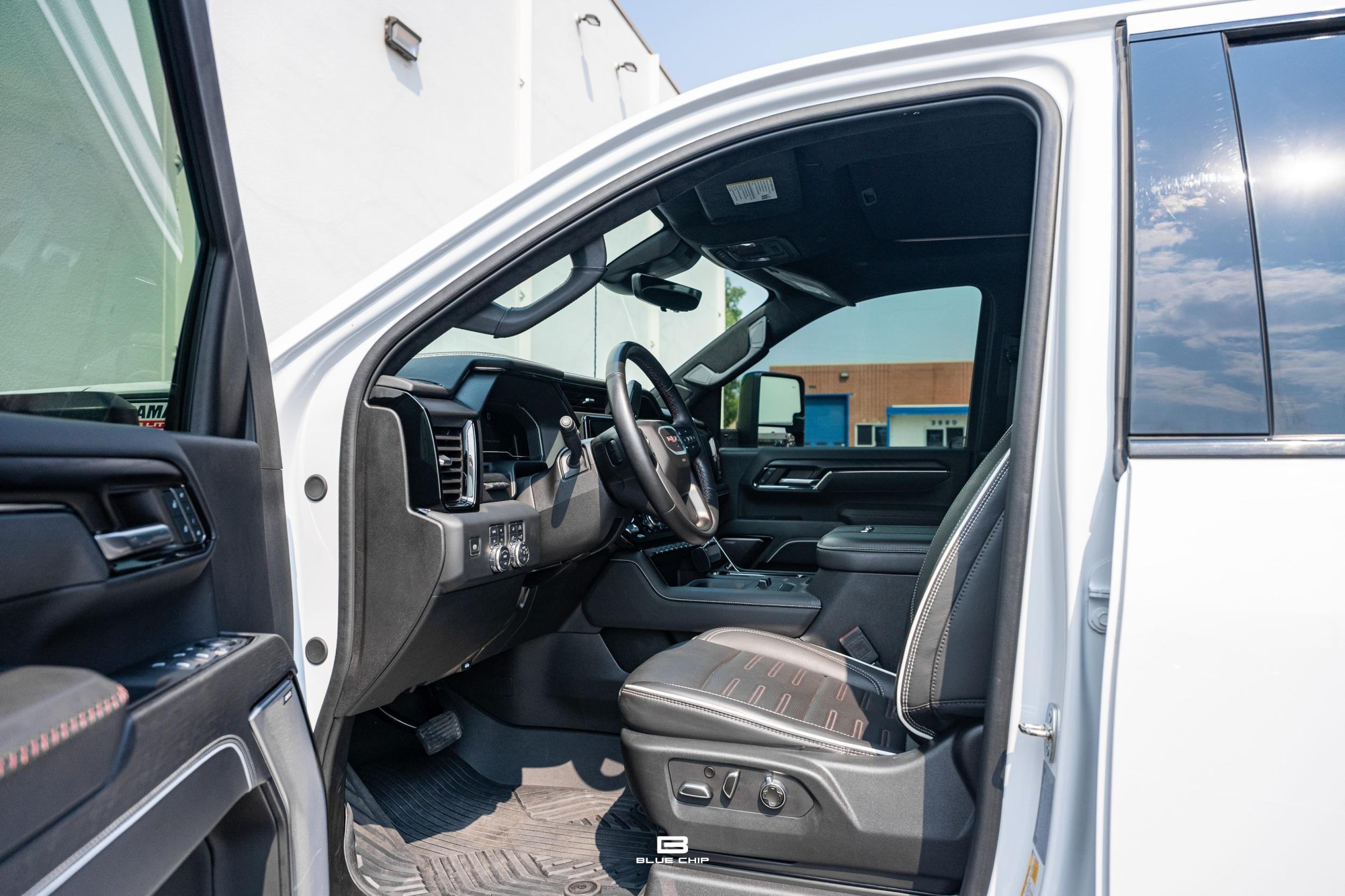 2024 GMC Sierra 2500 AT4X AEV Edition