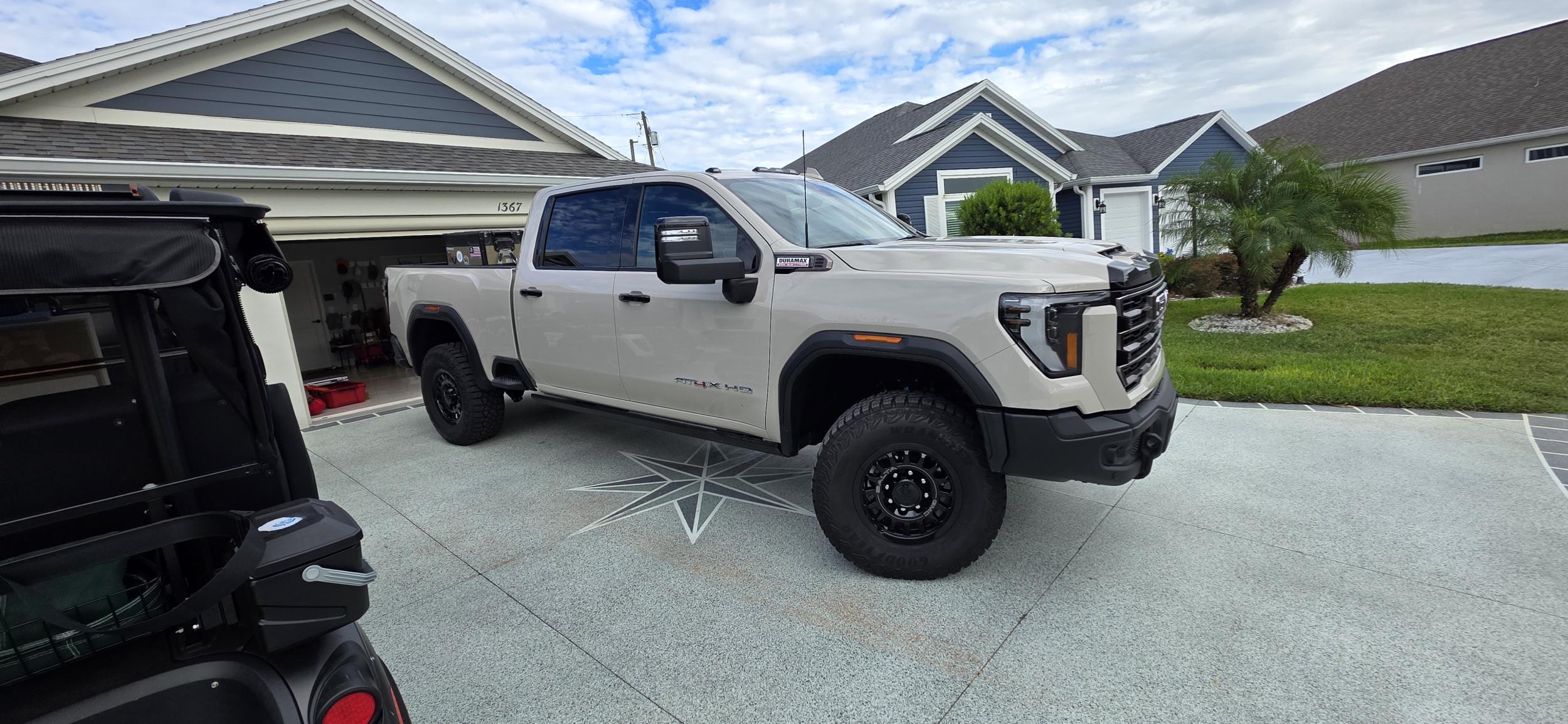 2026 GMC Sierra 2500 HD AT4X AEV Edition