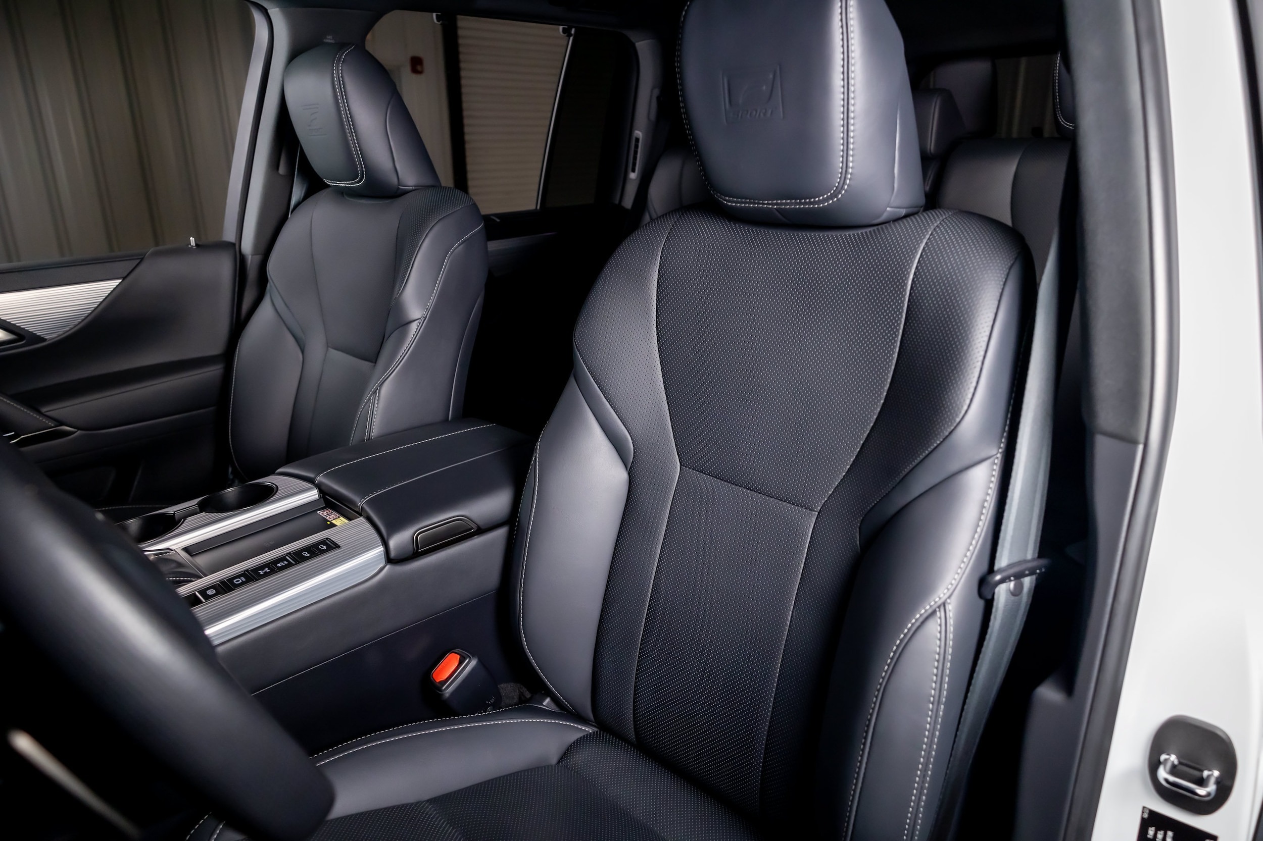 2024 Lexus LX600 F Sport - 4