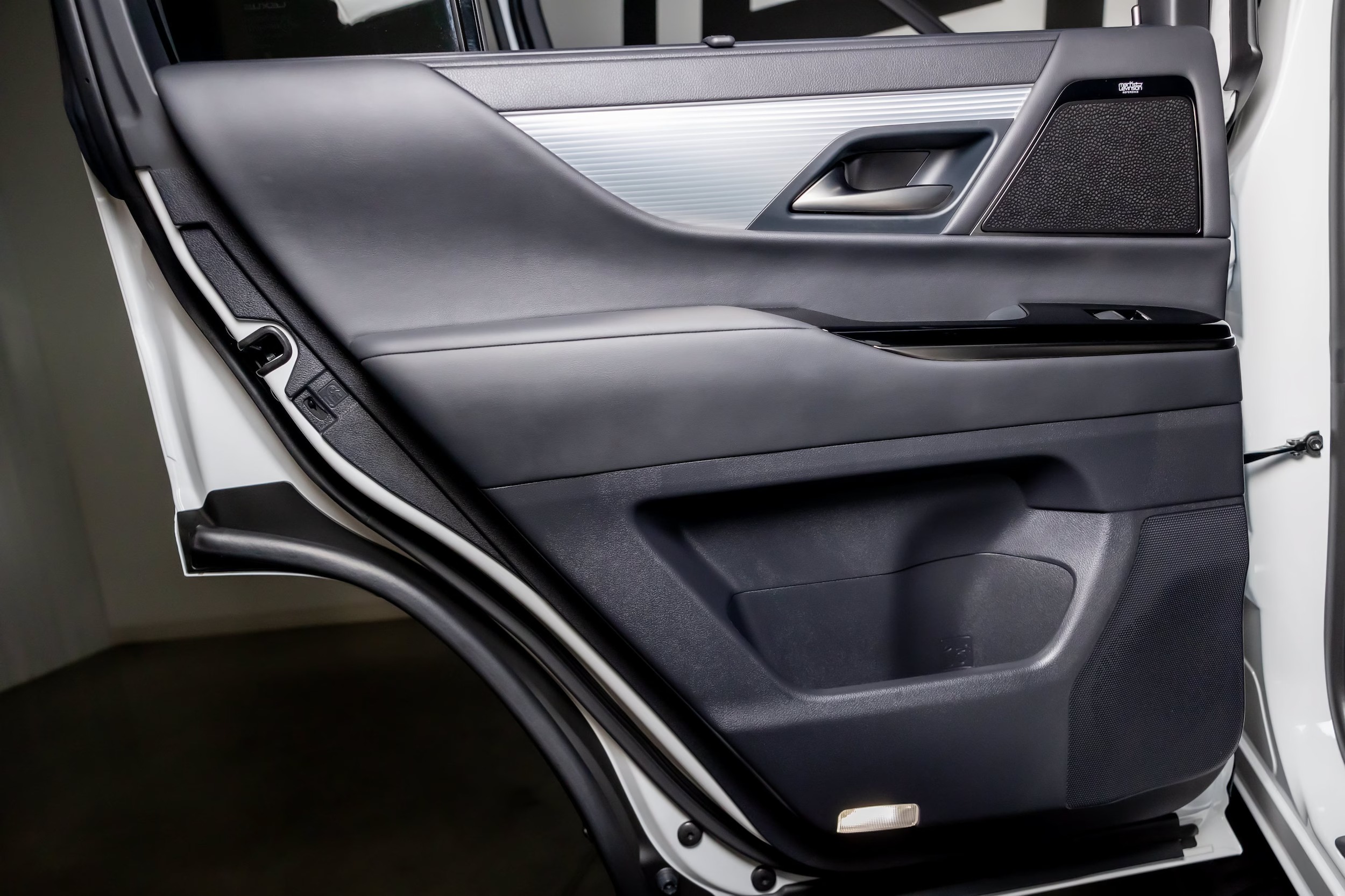 2024 Lexus LX600 F Sport