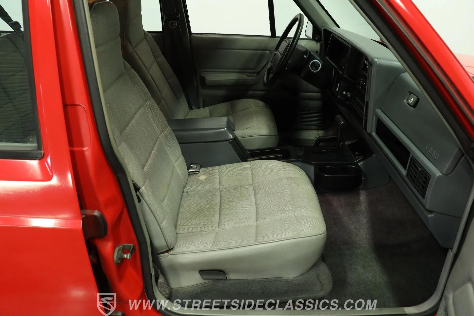1995 Jeep Cherokee Sport