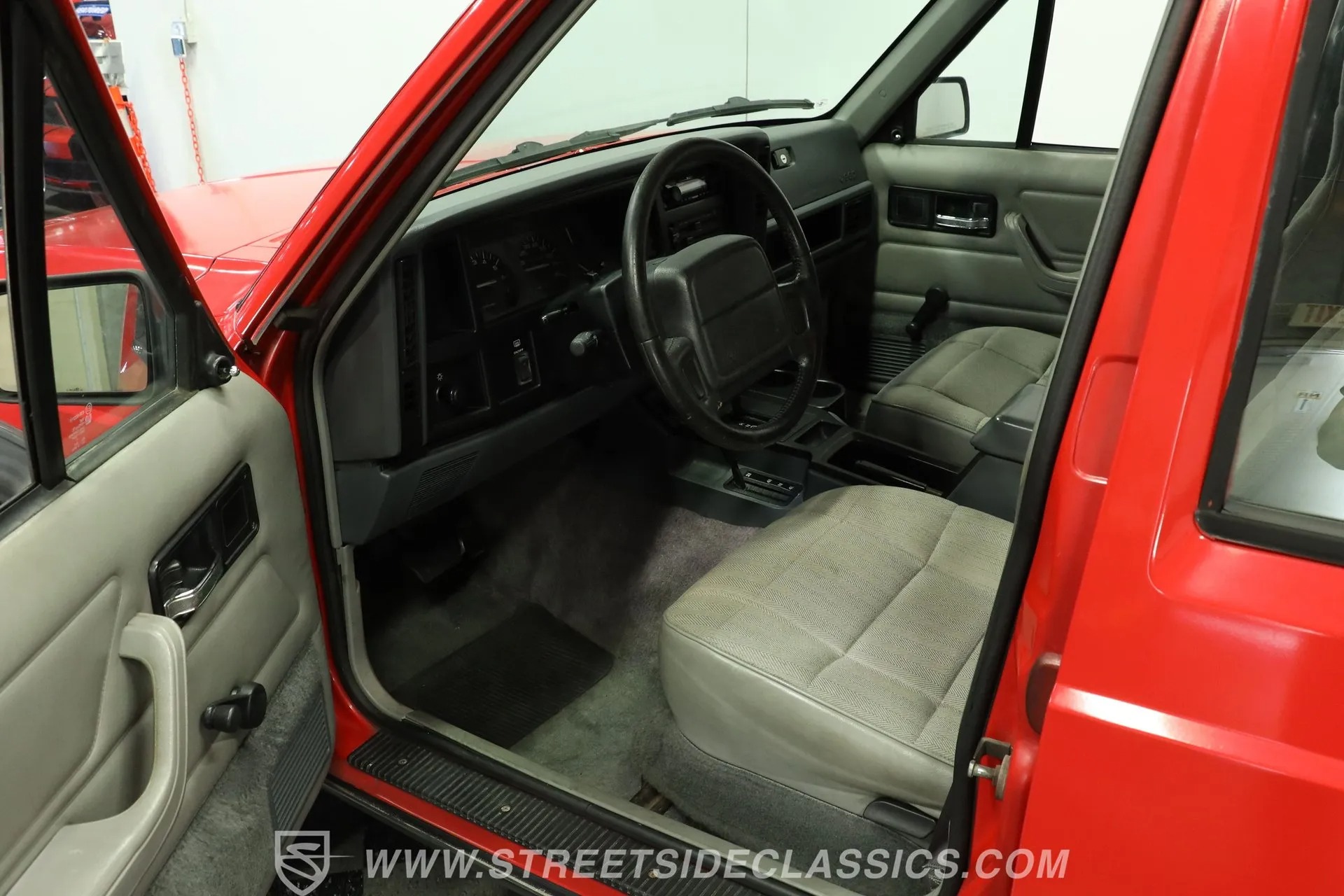 1995 Jeep Cherokee Sport