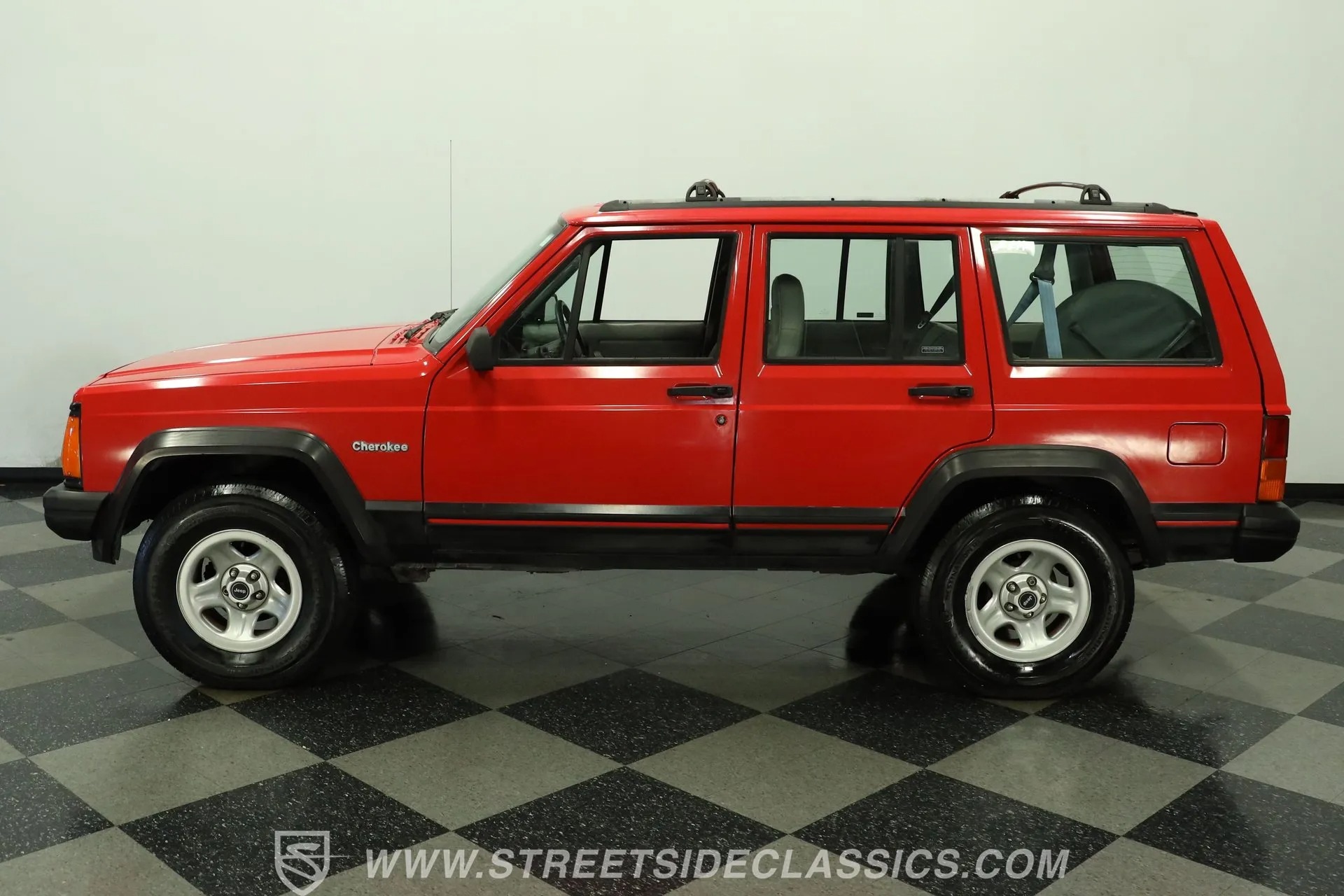 1995 Jeep Cherokee Sport - 2